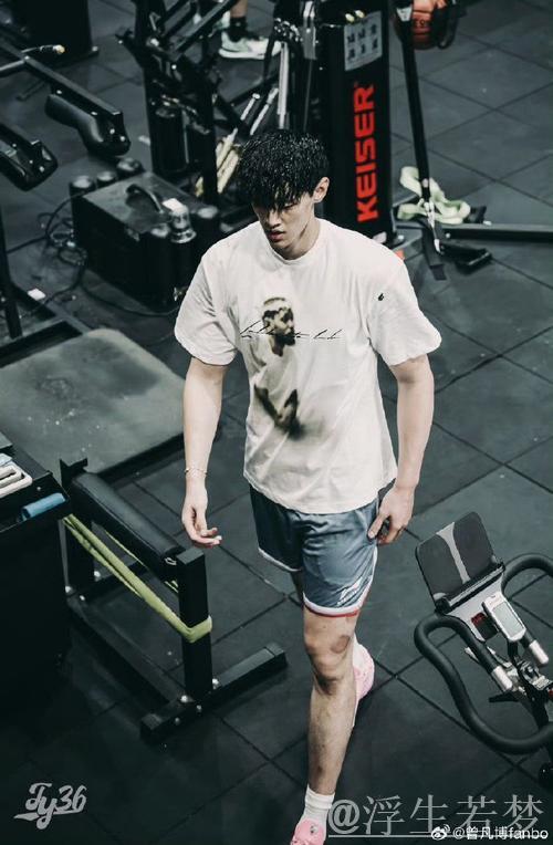 曾凡博确认无碍 职业生涯无影响