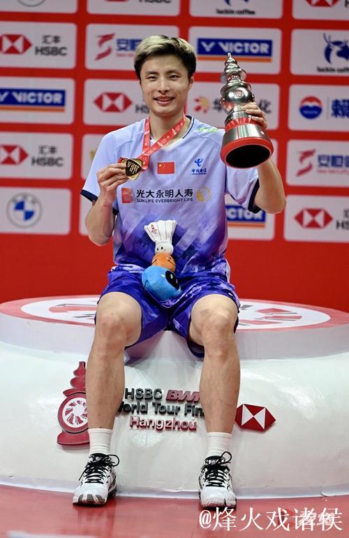 羽联年终总决赛 石宇奇2-0奈良冈功大全胜出线